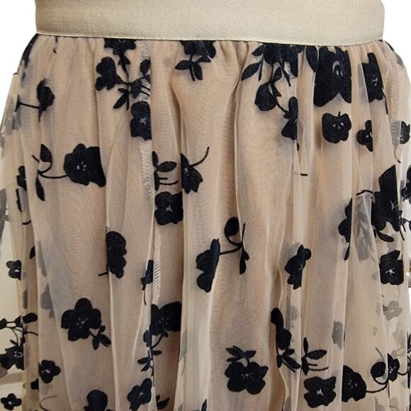 Chicwish Caramel 3D Posy Tulle Skirt – Embroidered Mesh Midi | Size S/M - Picture 4 of 10